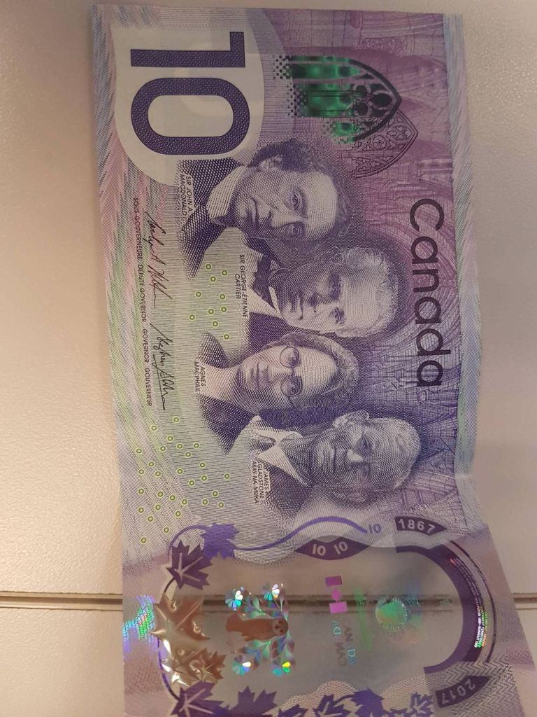 Counterfeit Canadian 10 Dollar Bills