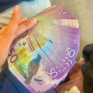 Counterfeit New Zealand Dollars