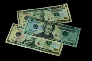 fake money that looks real